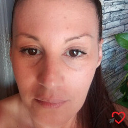 Photo de Malou, Femme 49 ans, de Charleville-Mézières Champagne-Ardenne