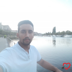 Photo de Mahjoub, Homme 34 ans, de Auxerre Bourgogne