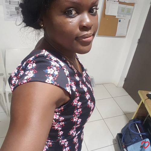 Photo de Jessy, Femme 36 ans, de Saint-Laurent-du-Maroni Saint-Laurent-du-Maroni