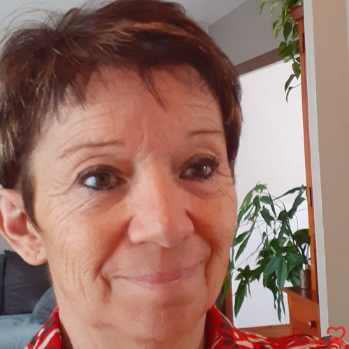 Photo de gaufrette, Femme 62 ans, de Poitiers Poitou-Charentes