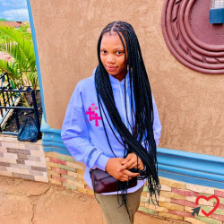 Photo de Kerenekena, Femme 21 ans, de Lubumbashi Katanga