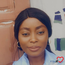 Photo de Maya, Femme 34 ans, de Brazzaville Brazzaville