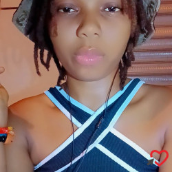 Photo de Mouna, Femme 22 ans, de Conakry Conakry