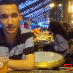 Photo de koumb, Homme 33 ans, de Versailles Île-de-France