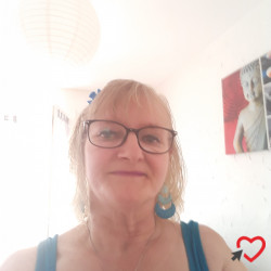 Photo de corinne, Femme 60 ans, de Châlons-en-Champagne Champagne-Ardenne