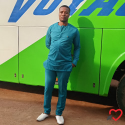 Photo de Richard1989, Homme 36 ans, de Bafoussam Ouest